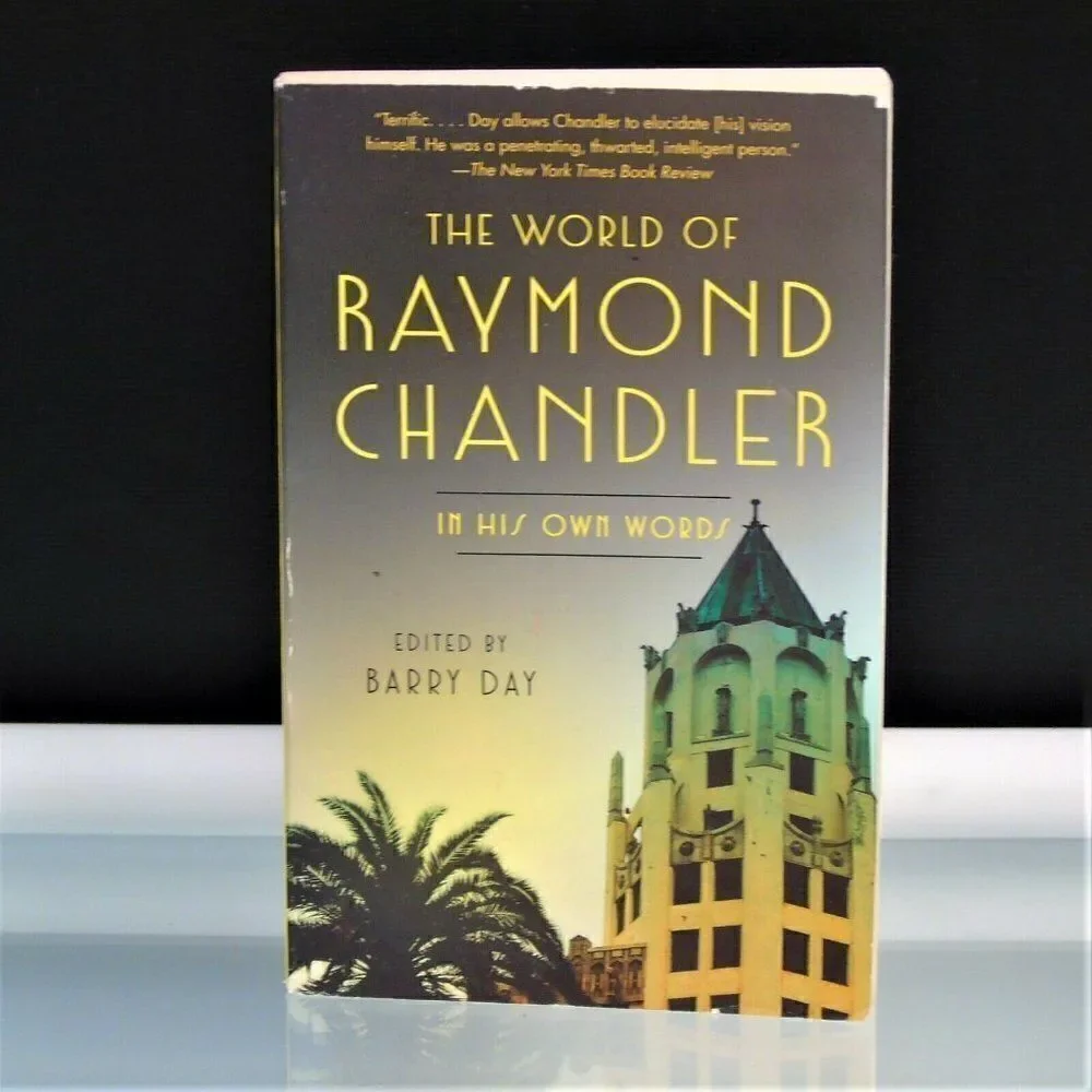The World of Raymond Chandler 2014 Paperback